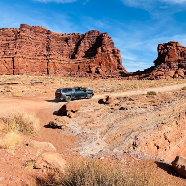 Off road drive in the red rocks of southern Utah